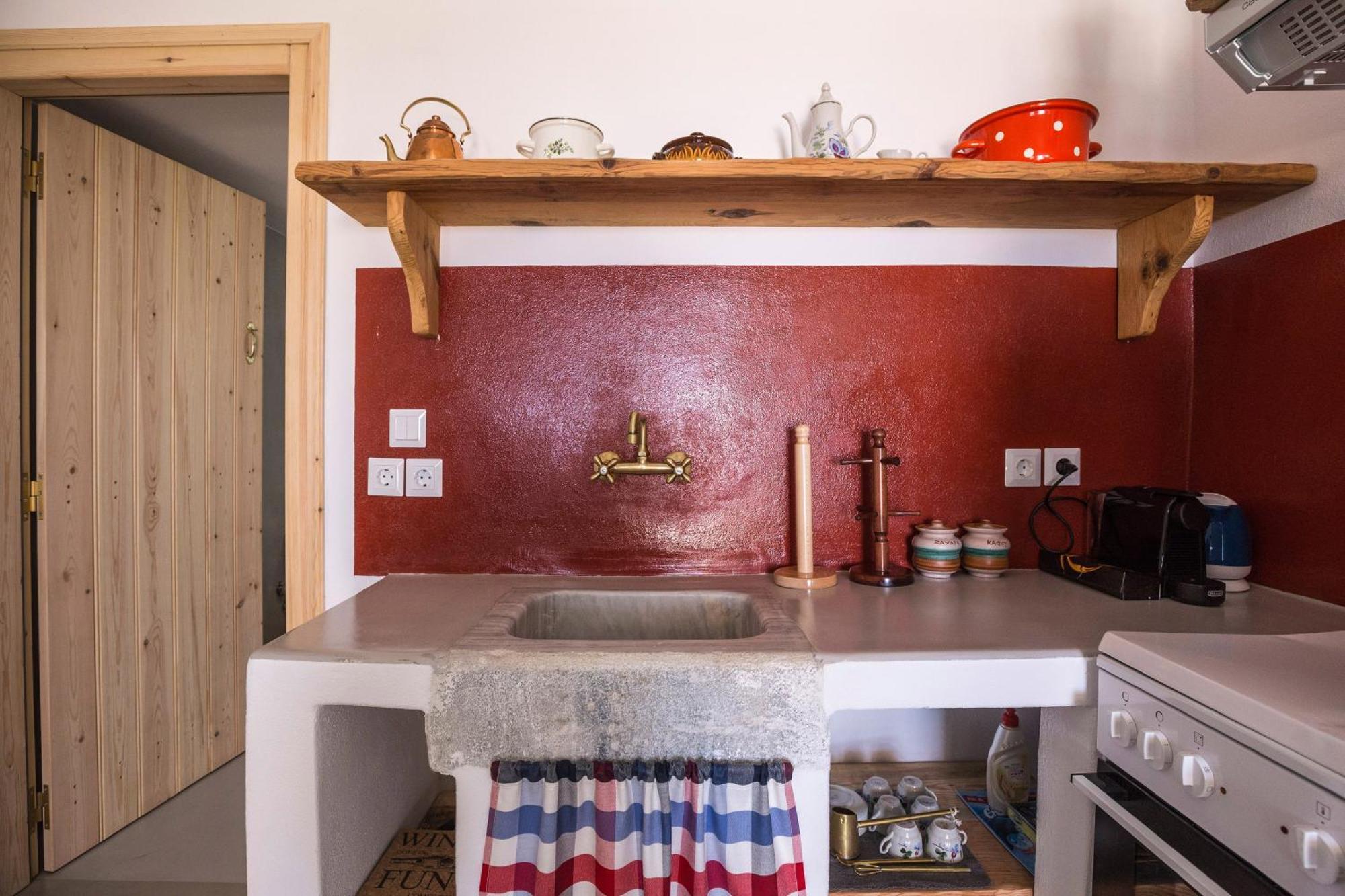 Ailouros Scenic Guest Houses Schoinoussa Eksteriør bilde